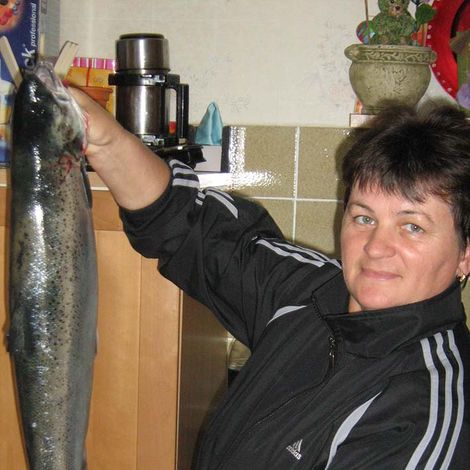 Марина Александровна Герасименко, учитель истории и обществознания Божедаровской школы, любит рыбачить