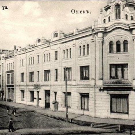 Дореволюционная почтовая открытка с изображением Гасфортовской улицы. Из собрания автора